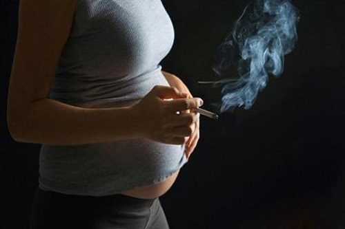 Nguyên nhân sinh con nhẹ cân do thuốc lá